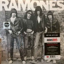 Ramones - Ramones (12” LP 180 Gram Rhino Vinyl Reissue. 2016 remastered audio. hype sticker on outer